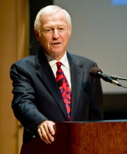 Hire Harvey Mackay Keynote Speaker